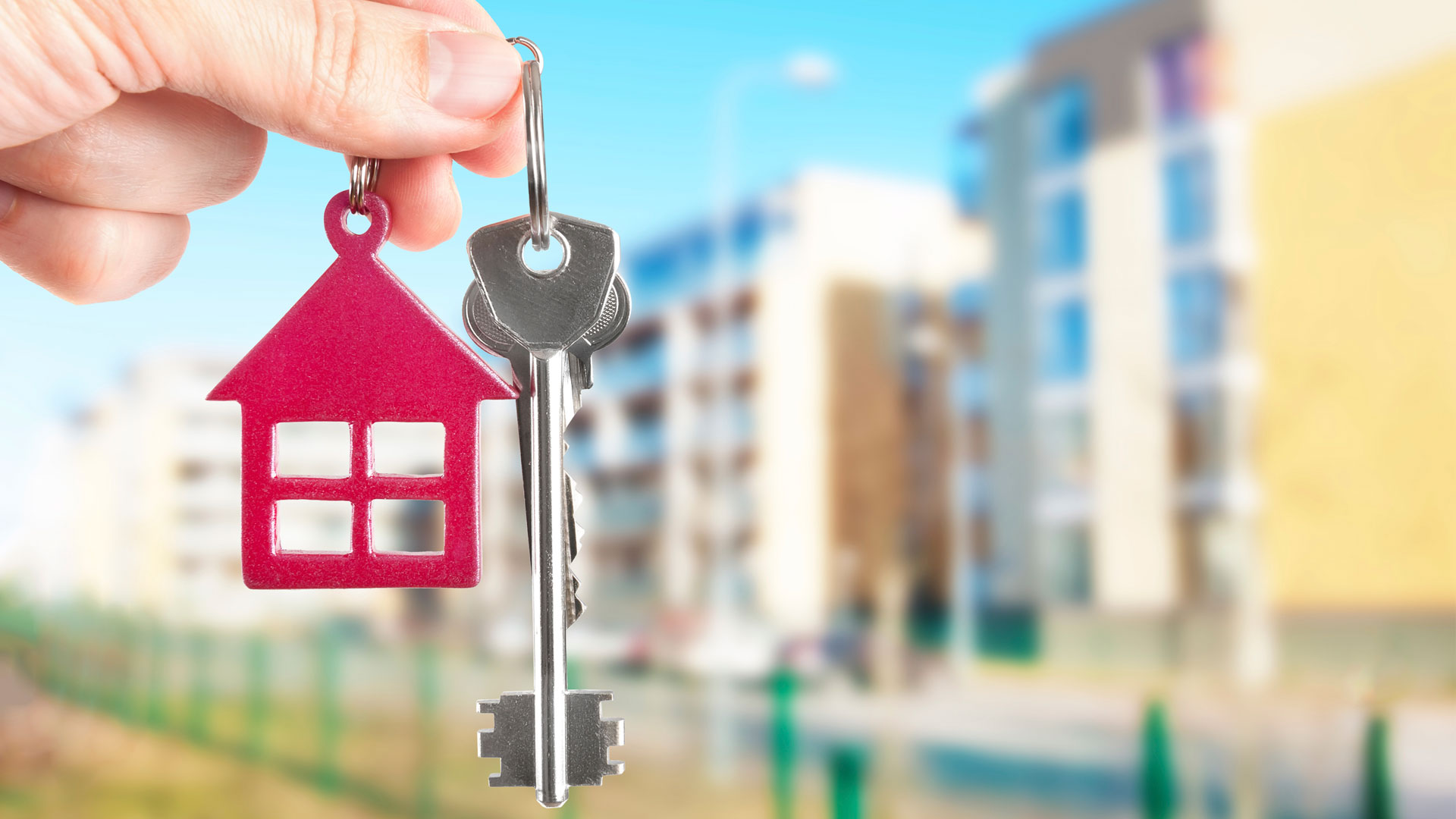 Entrega de vivienda y servicio inmobiliario